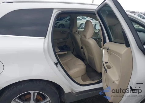 2013 Volvo Xc60 T6/T6 Platinum/T6 Premier Plus/T6 R-Design/T6 R-Design Platinum/T6 R-Design Premier Plus z USA, uszkodzony, nr VIN YV4902DZ9D2388347